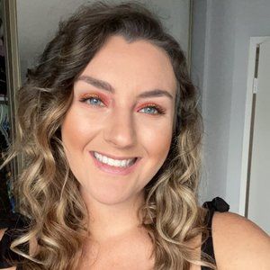 Meet your Posher, Daniele